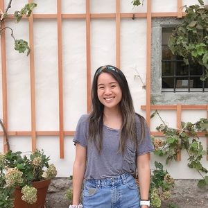 Meet your Posher, Nicole